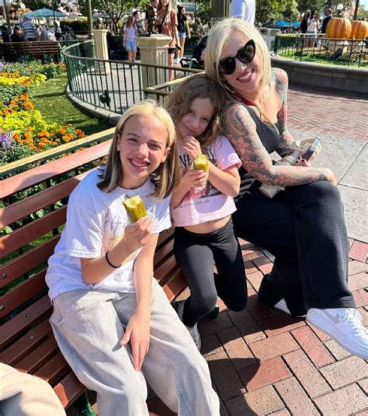 Rochelle DeAnna McLean - Bio, Age, Wiki, Facts and Family