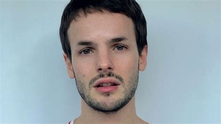 Rodrigo Velilla - Bio, Age, Wiki, Facts and Family