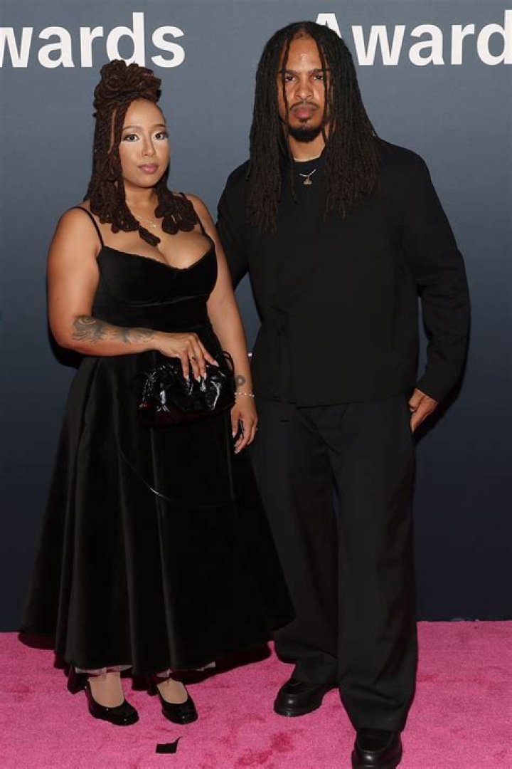 Ronni Lee: TikTok Star Detailed Bio, Age, Birthday, & Height Insights and more