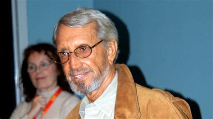 Roy Scheider - Bio, Age, net worth, height, Wiki, Facts and Family