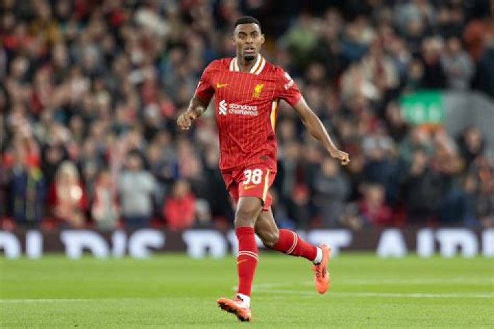 Who is Ryan Gravenberch ? Wikipedia,Age,Height,Weight,Real Name,Net Worth