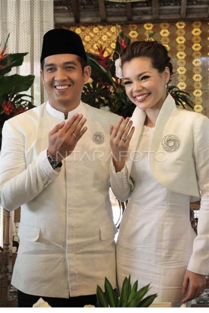 Sandra Dewi - Bio, Age, siblings, height, Wiki, Facts and Family