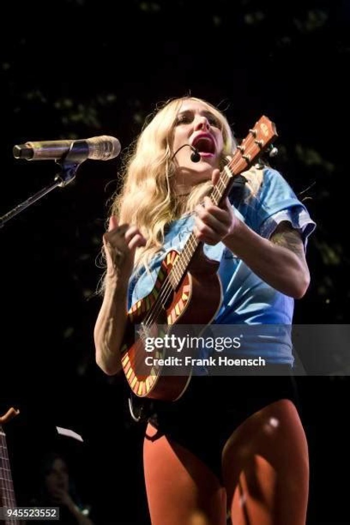 Sarah Blackwood - Bio, Age, Wiki, Facts and Family