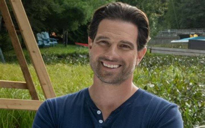 Scott McGillivray - Bio, Age, net worth, height, Wiki, Facts and Family