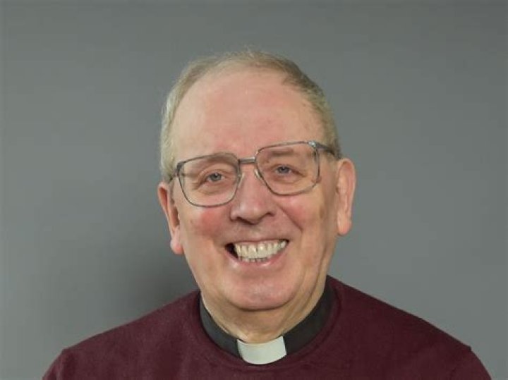 Sean Patrick Flanery - Bio, Age, net worth, height, Wiki, Facts and Family