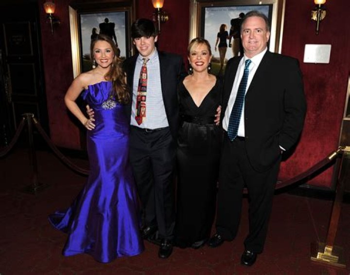 Sean Tuohy Jr. - Bio, Age, siblings, height, Wiki, Facts and Family