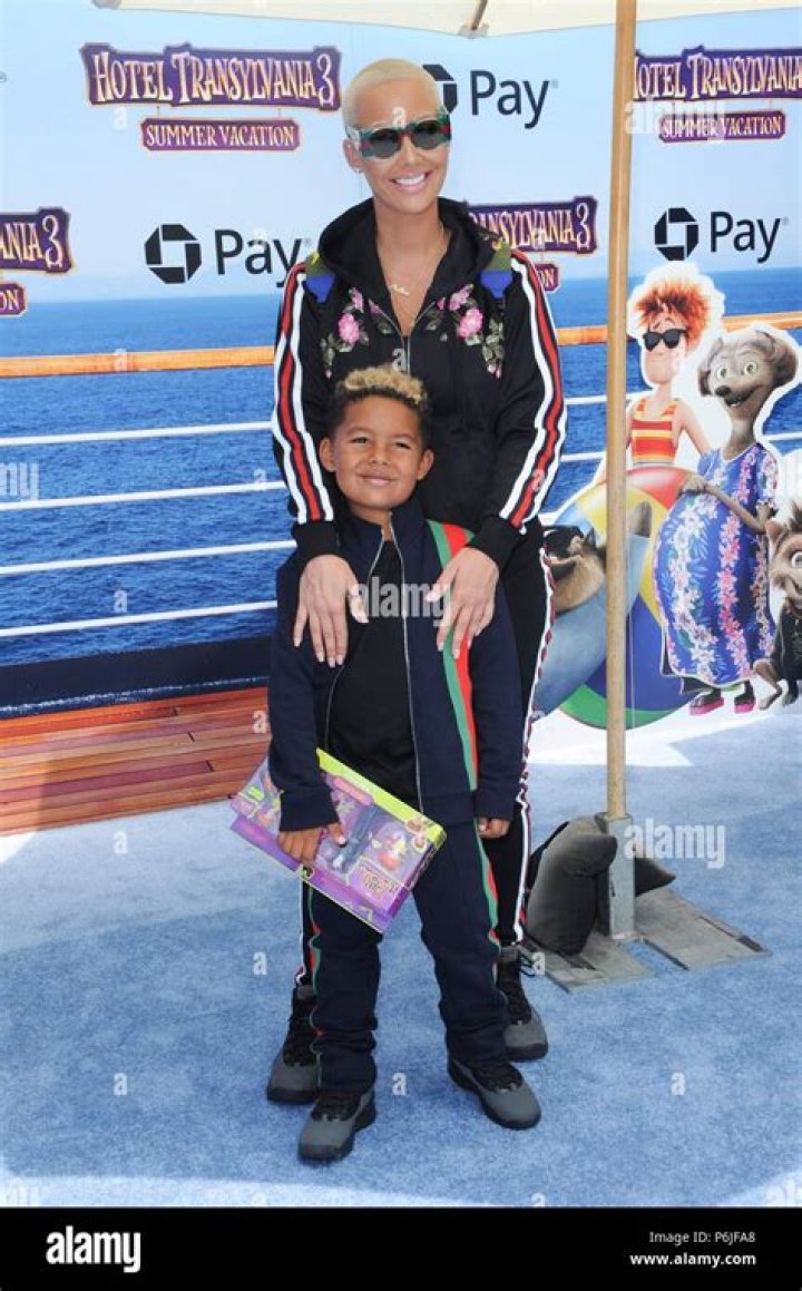 Sebastian Taylor Thomaz - Bio, Age, Wiki, Facts and Family