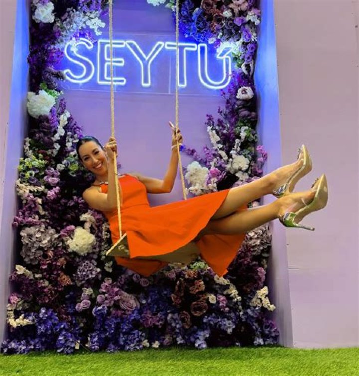 Setareh Khatibi - Bio, Age, Wiki, Facts and Family