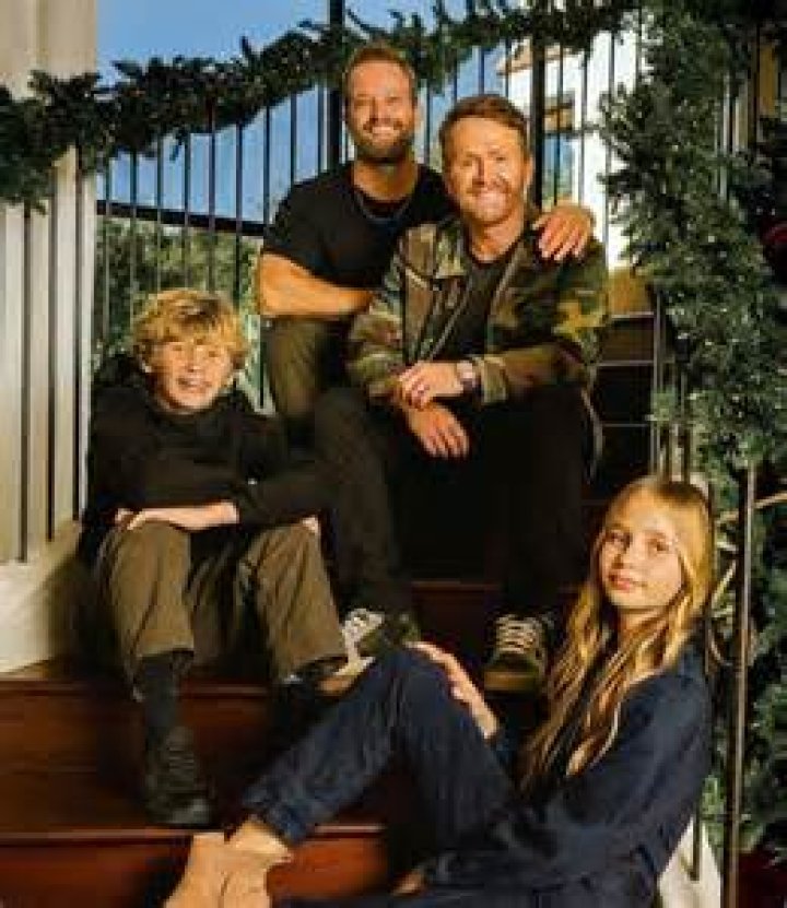 Shane McAnally - Bio, Age, net worth, Wiki, Facts and Family