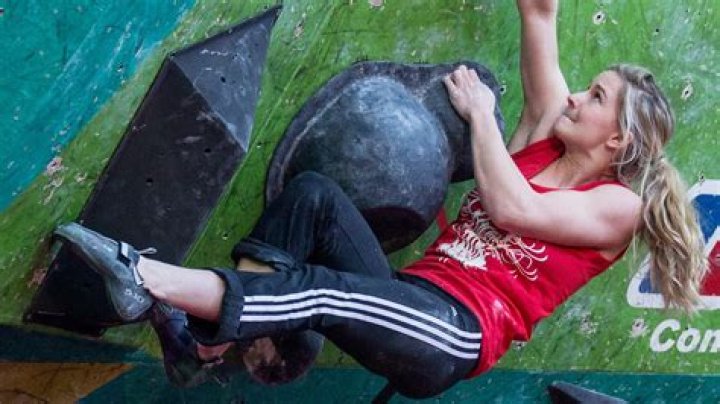 Shauna Coxsey - Bio, Age, Wiki, Facts and Family