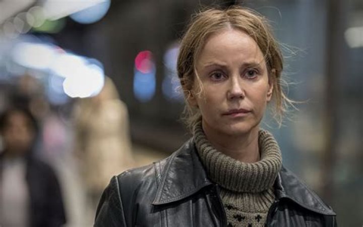 Sofia Helin - Bio, Age, Wiki, Facts and Family