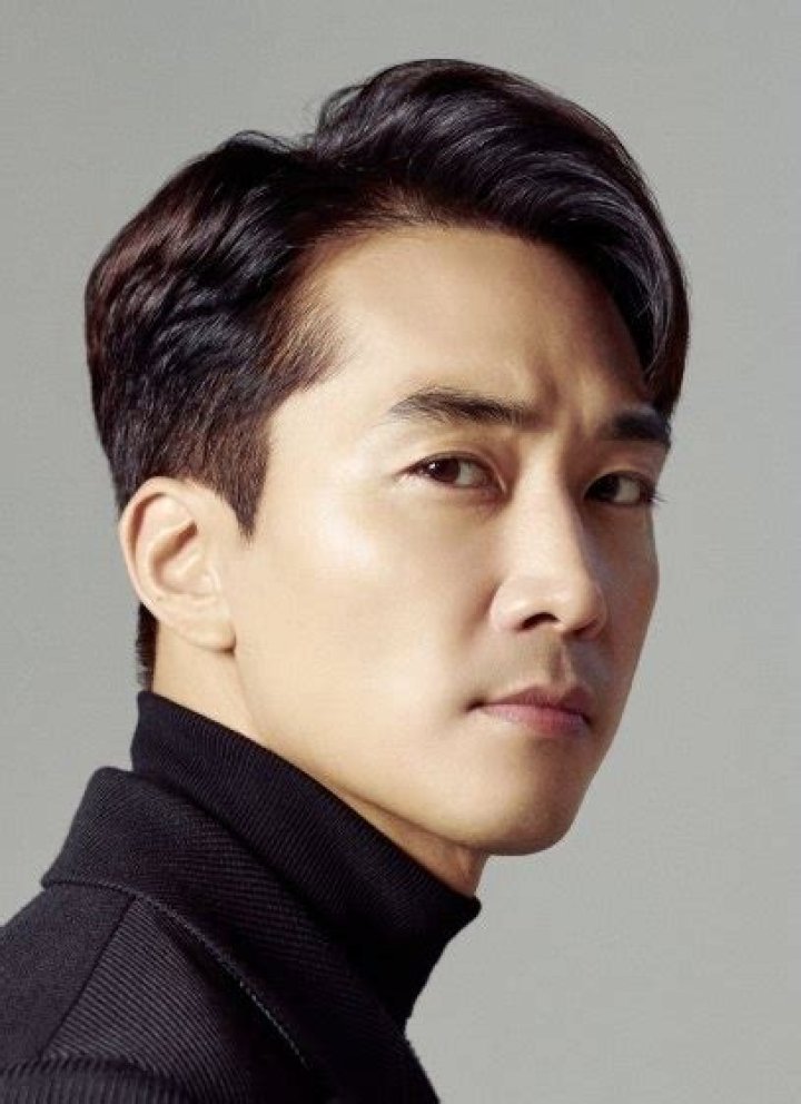 Song Seung-heon - Bio, Age, net worth, siblings, height, Wiki, Facts and Family