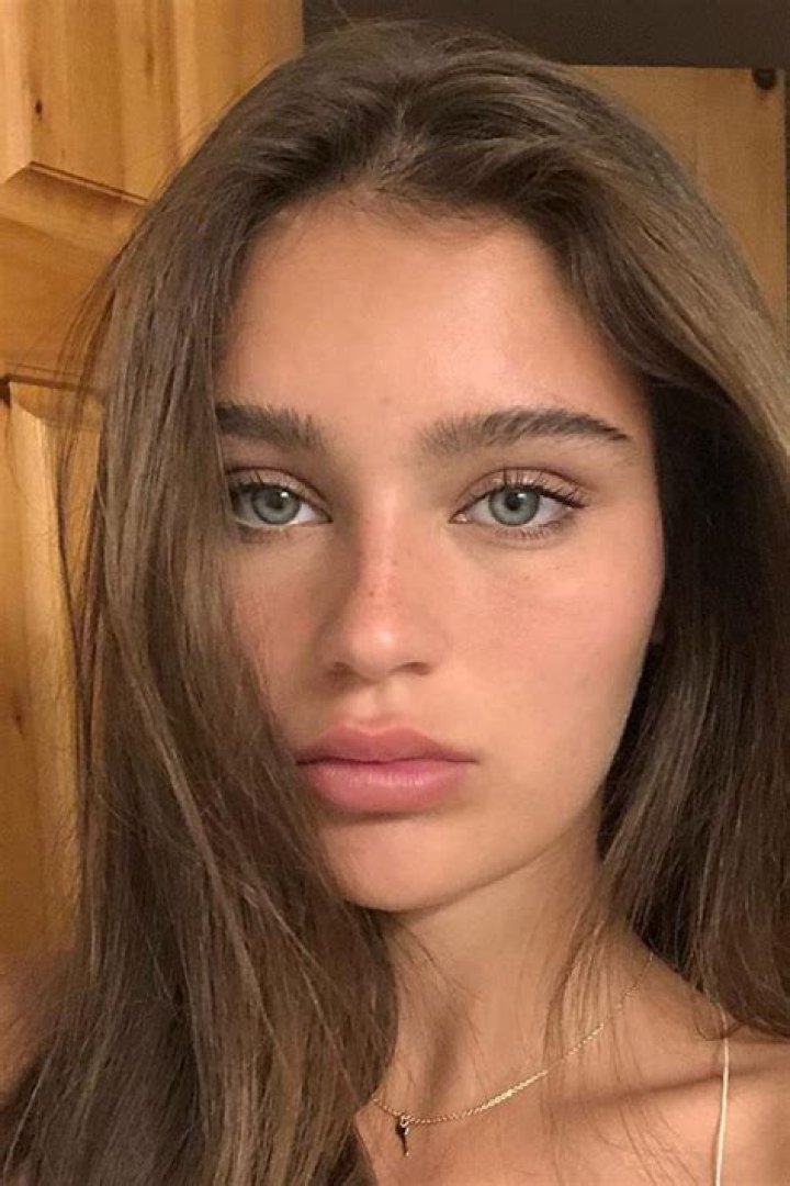 Sophi Knight - Bio, Age, Wiki, Facts and Family