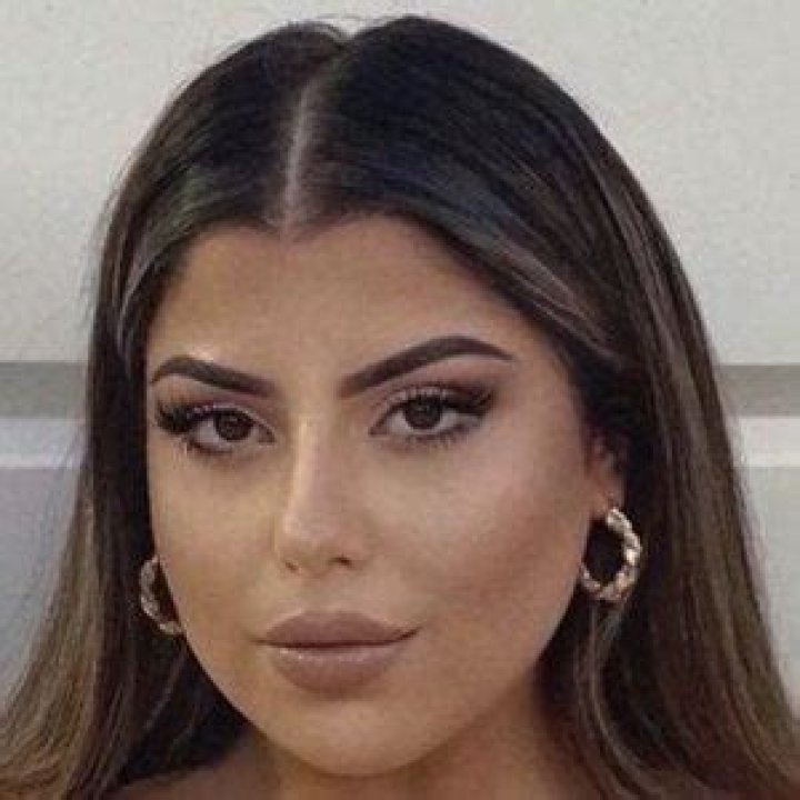 Stephanie Jabro - Bio, Age, Wiki, Facts and Family