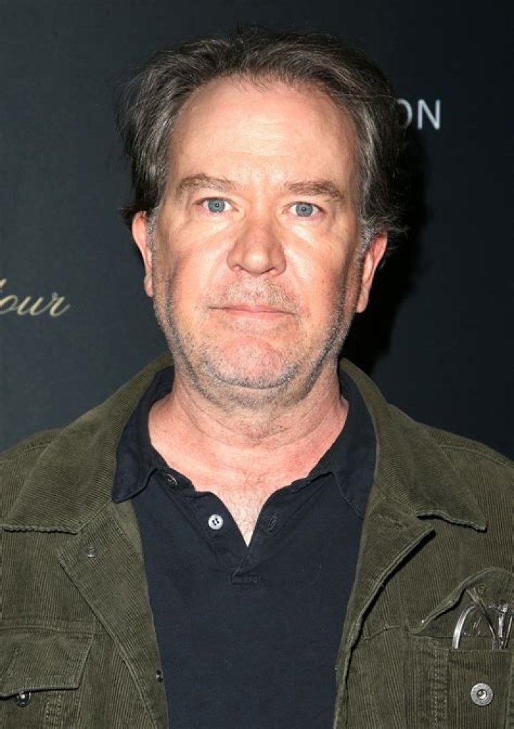 Timothy Hutton - Bio, Age, net worth, height, Wiki, Facts and Family