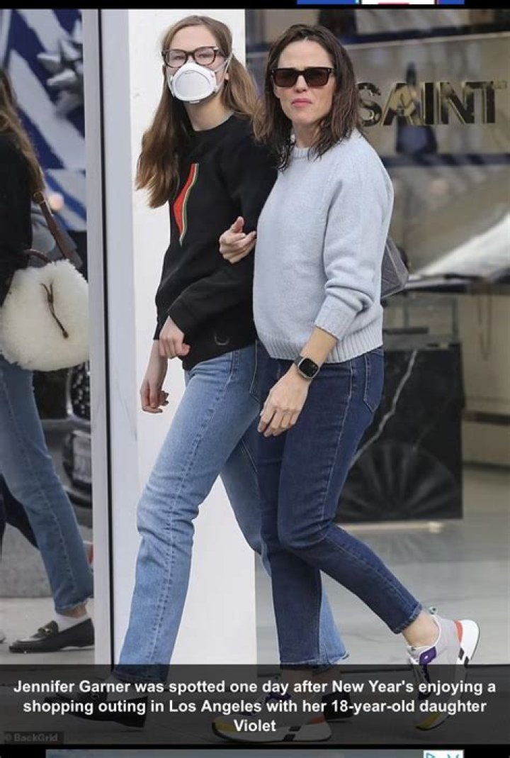 Violet Affleck - Bio, Age, Wiki, Facts and Family