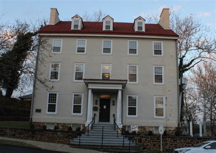 W Morgan Sheppard - Bio, Age, Wiki, Facts and Family