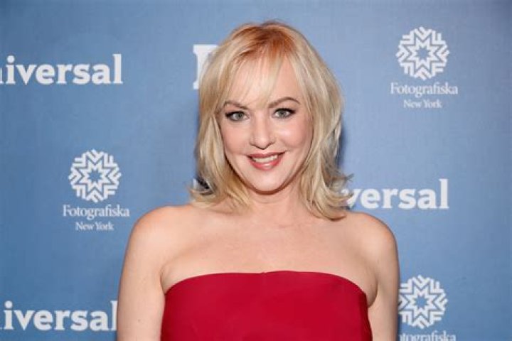 Wendi McLendon-Covey - Bio, Age, Wiki, Facts and Family