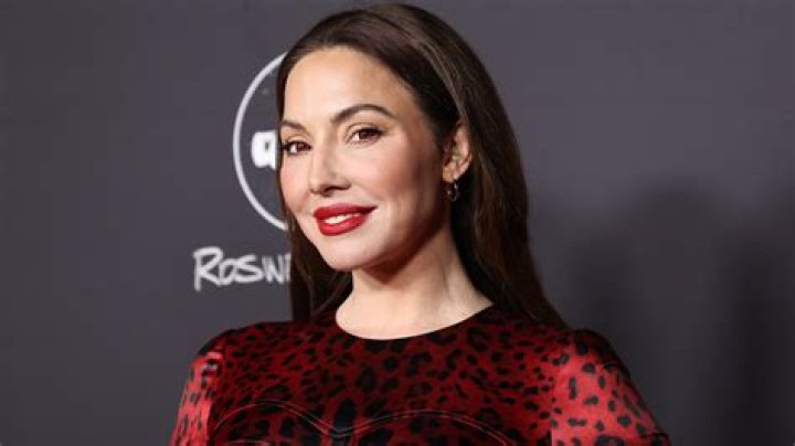 Whitney Cummings - Bio, Age, Wiki, Facts and Family