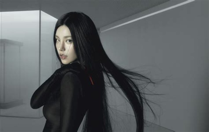 Yeji Kim - Bio, Age, Wiki, Facts and Family