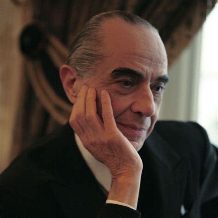 Yul Brynner - Bio, Age, net worth, height, Wiki, Facts and Family