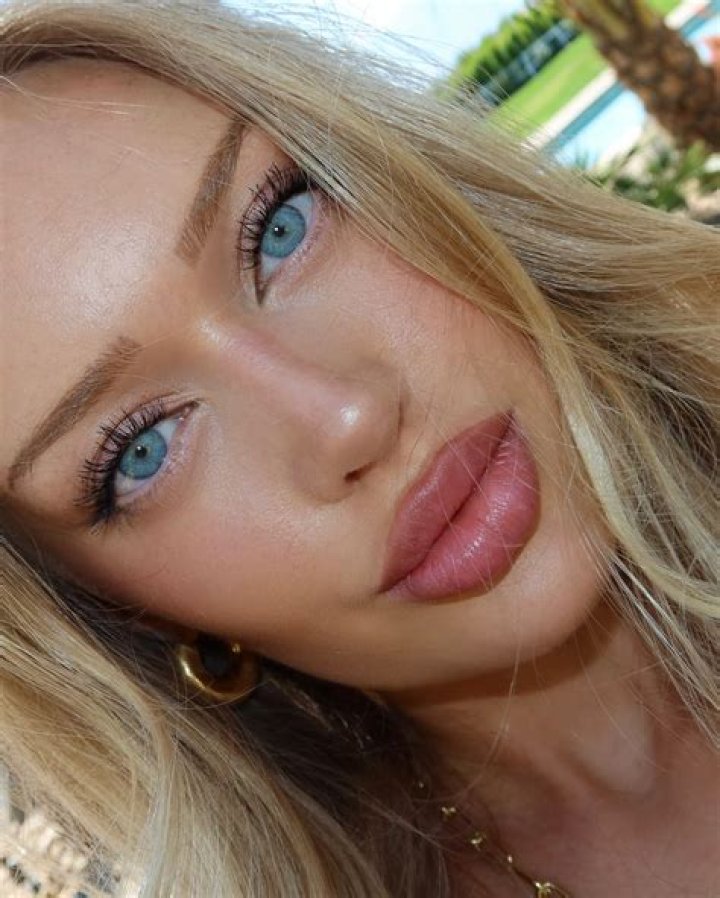 Zoe Honsinger - Bio, Age, Wiki, Facts and Family